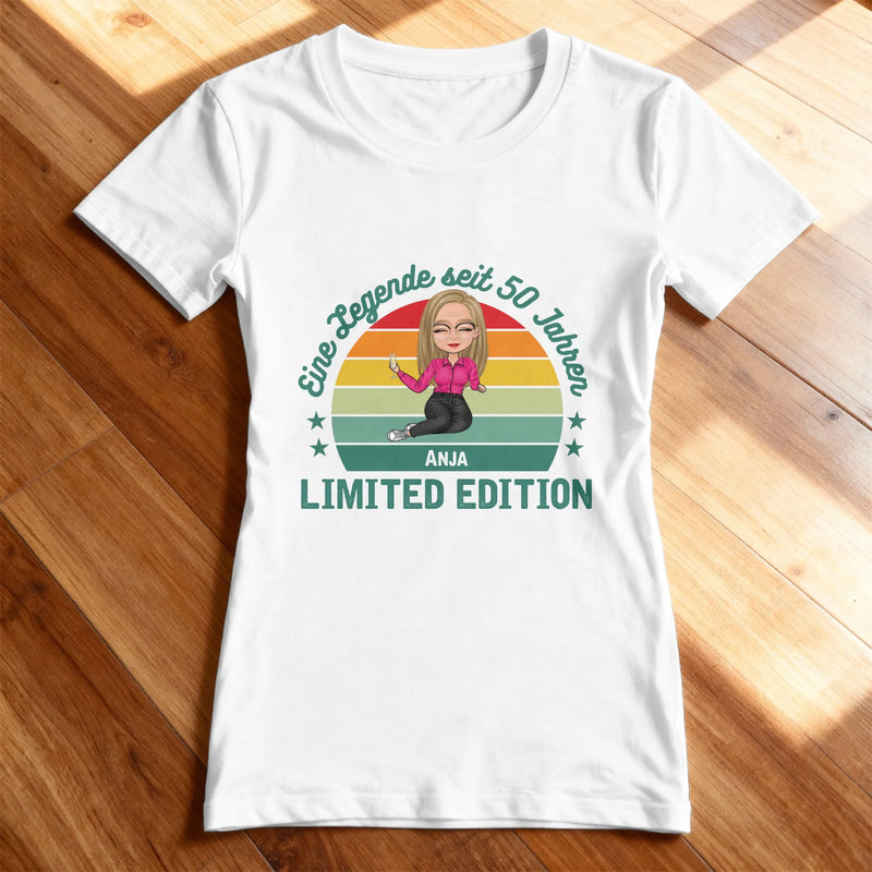 Personalisiertes T-Shirt - Eine Legende seit X Jahren - Oma / Mama Legende