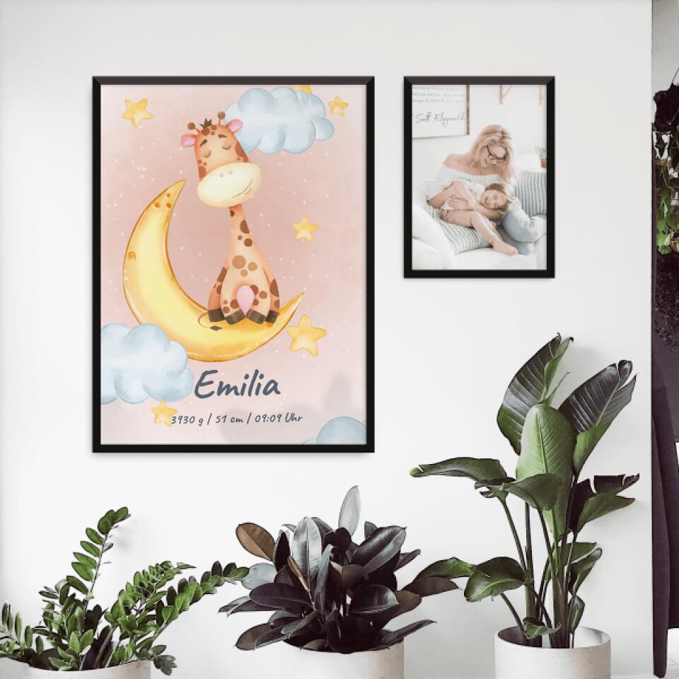 Personalisiertes Baby/Kinder Poster - Mond mit schlafenden Tieren + Kindernamen