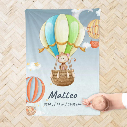 Personalisierte Babydecke - Heißluftballon mit schlafenden Tieren + Kindernamen