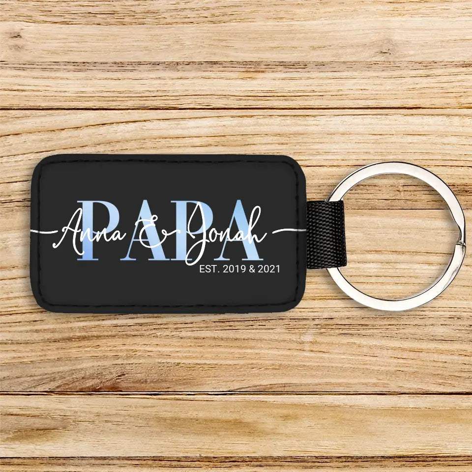Personalisierter Schlüsselanhänger - Papa Schriftzug mit Kindernamen (Dunkler Hintergrund)