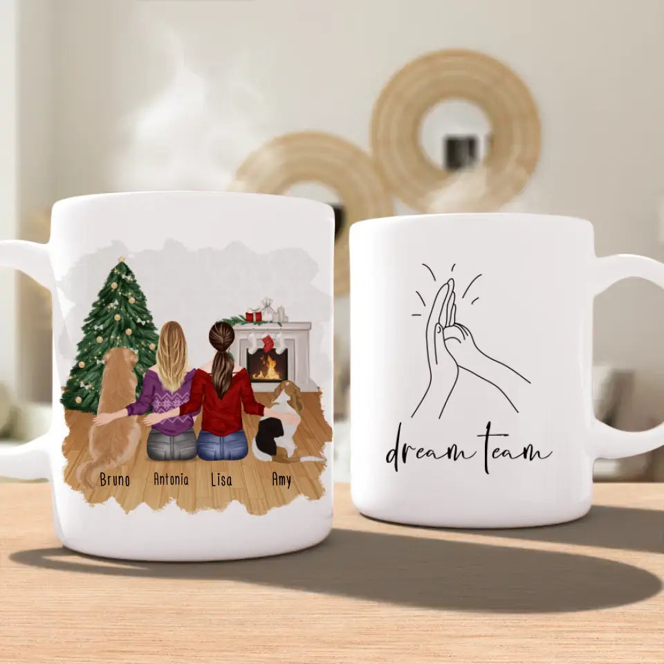 Personalisierte Tasse mit Hunden und Frauen (2 Hunde + 2 Frauen) - Weihnachtstasse