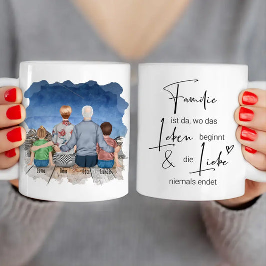 Personalisierte Tasse für Oma und Opa (1 Kleinkind + 1 Kind + 1 Oma + 1 Opa)