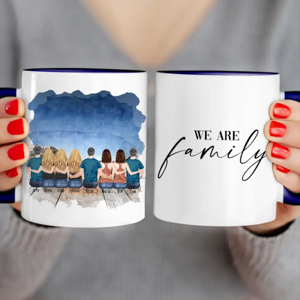 Personalisierte Tasse mit Familie (5 Frauen + 3 Männer)