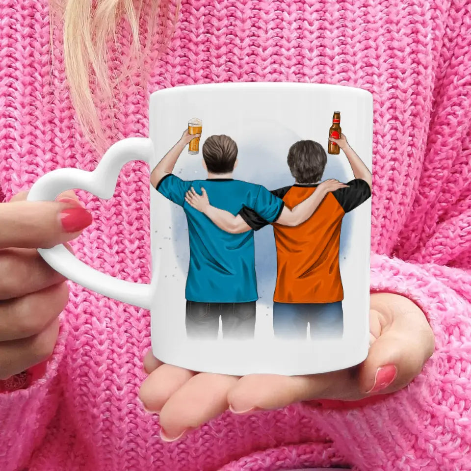 Personalisierte Tasse - 2 Männer mit Trinken (männliche Beste Freunde, Brüder, Vater + Sohn)