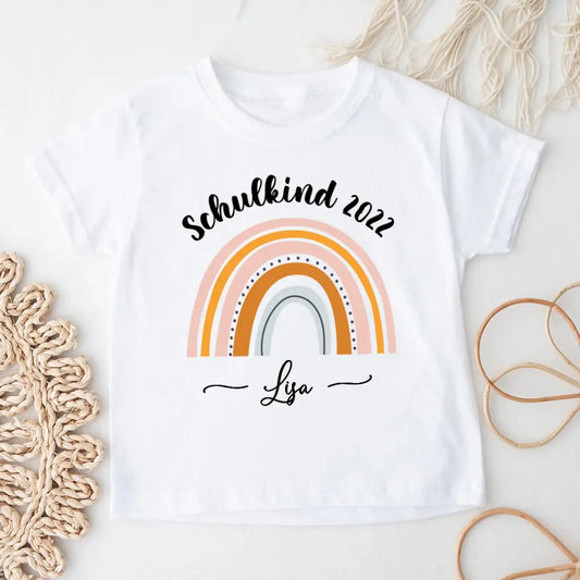 Personalisiertes Kinder T-Shirt - Schulkind mit Regenbogen