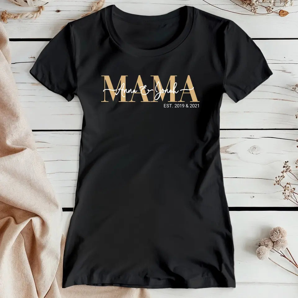 Personalisiertes T-Shirt - Mama Schriftzug mit Kindernamen