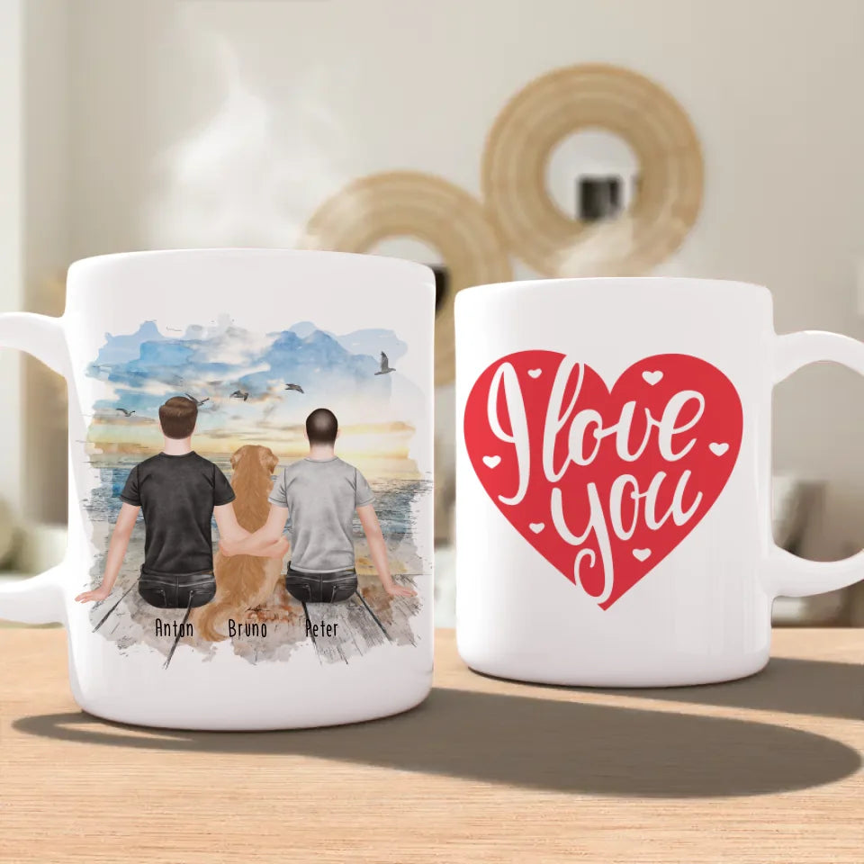 Personalisierte Tasse - 2 Männer + 1 Hund (Hund in der Mitte)