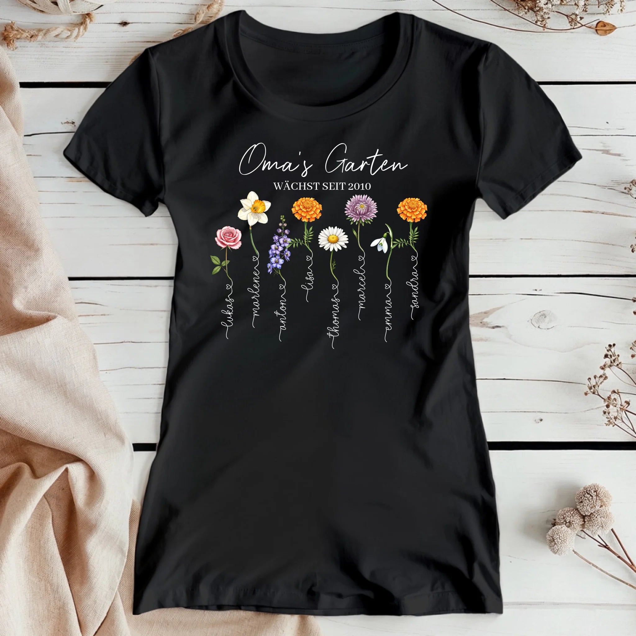 Personalisiertes T-Shirt - Omas Garten mit 1-8 Blumen/Namen
