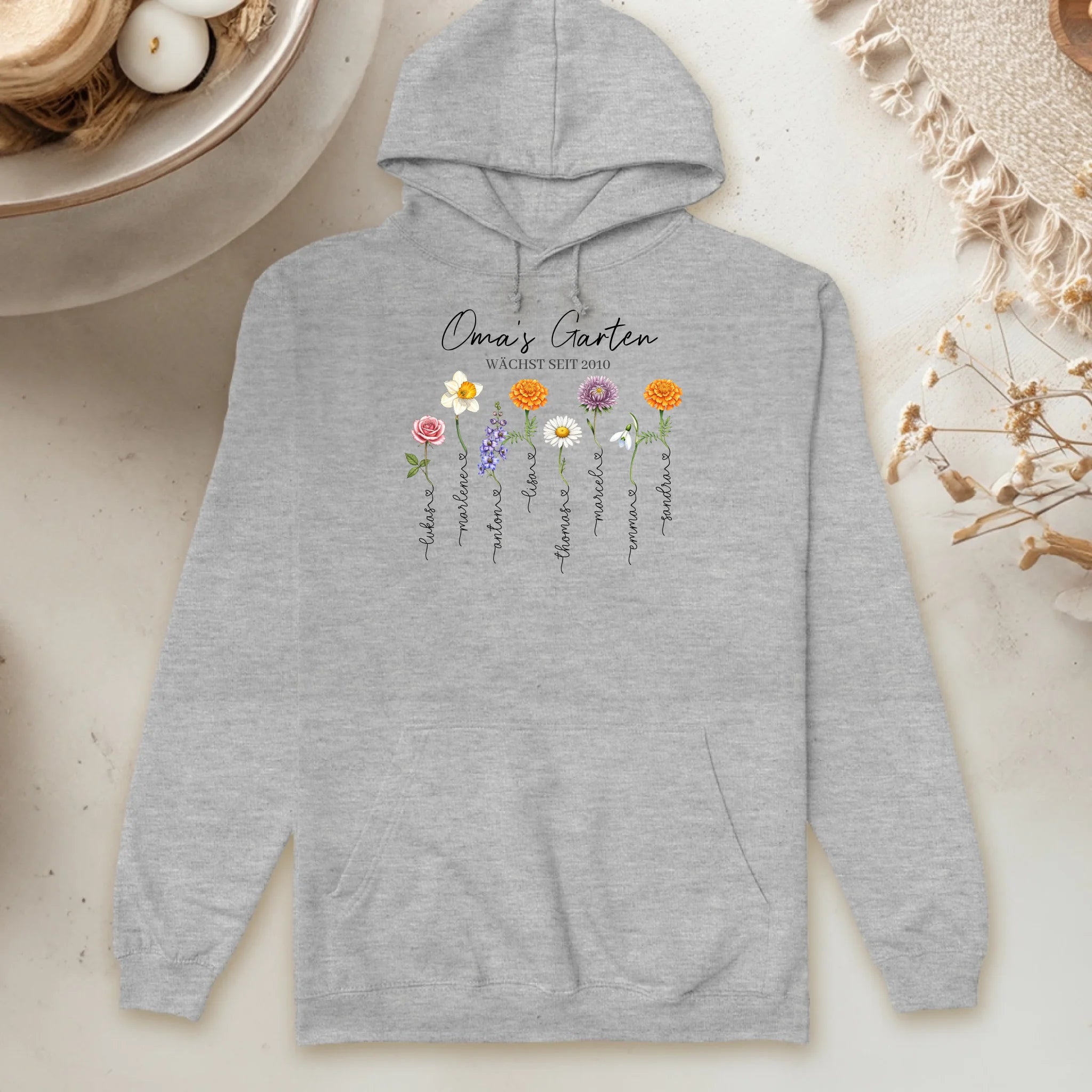 Personalisierter Hoodie - Omas Garten mit 1-8 Blumen/Namen