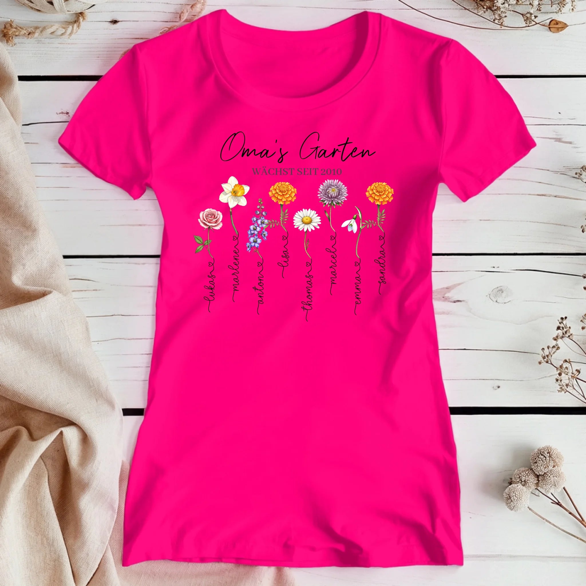 Personalisiertes T-Shirt - Omas Garten mit 1-8 Blumen/Namen