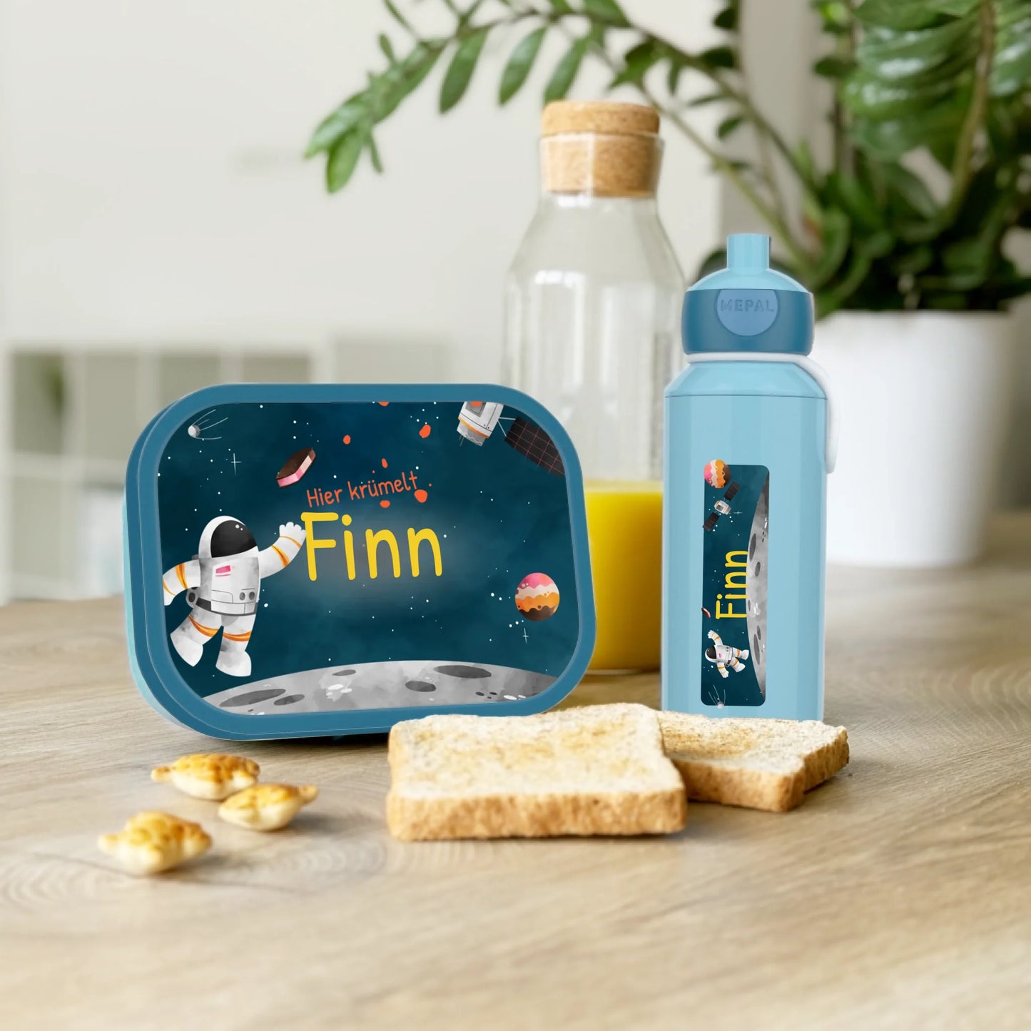 Personalisierte Mepal Campus Bento Brotdose/Trinkflasche im Astronauten Design mit Namen