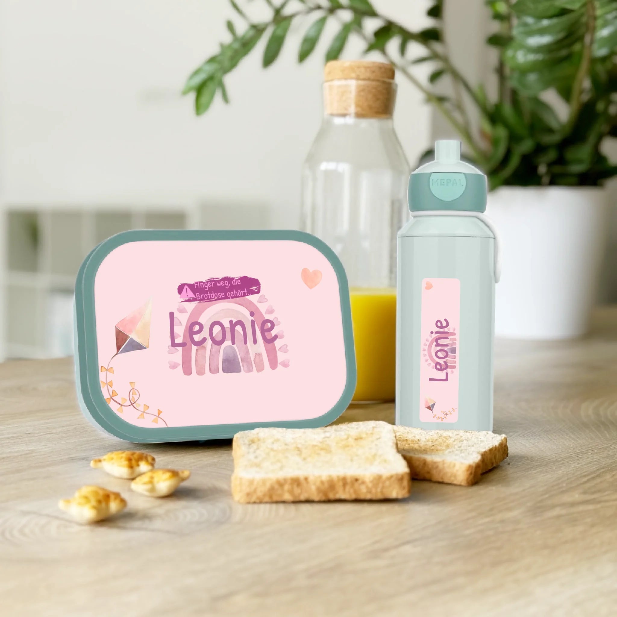 Personalisierte Mepal Campus Bento Brotdose/Trinkflasche im Regenbogen Design mit Namen