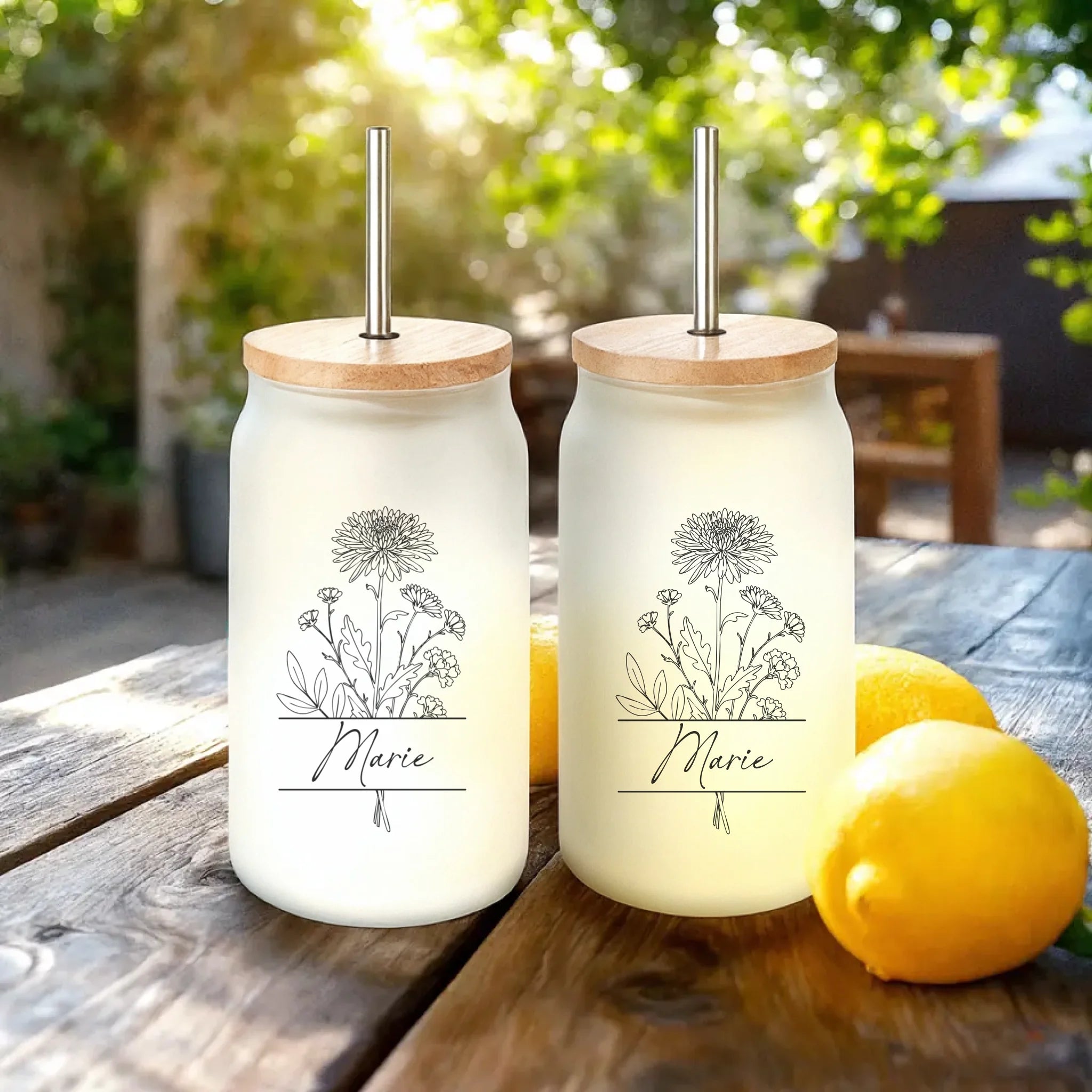 Personalisiertes Trinkglas mit Strohhalm - Geburtsblume