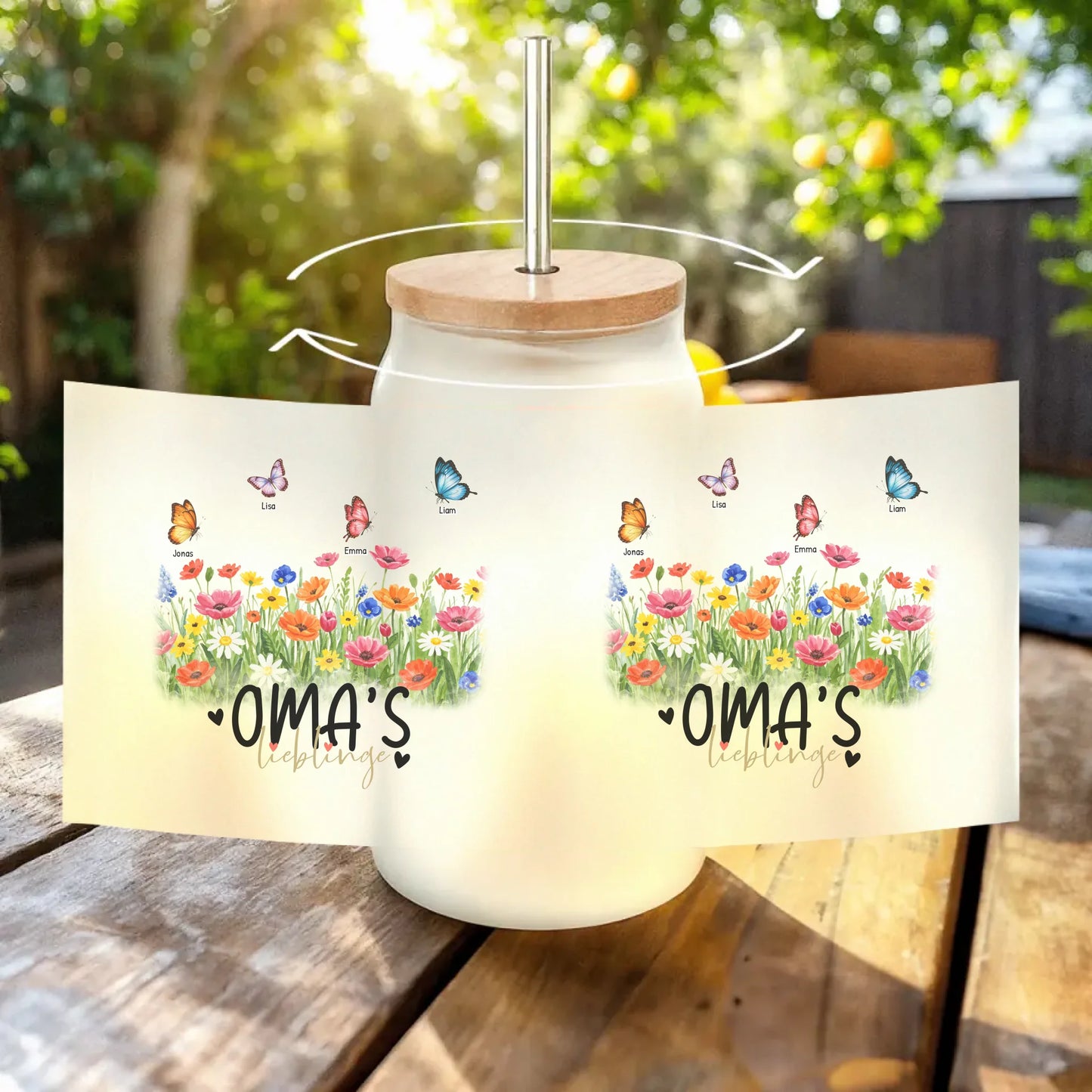 Personalisiertes Trinkglas mit Strohhalm - Oma's Garten mit 1-10 Schmetterlingen