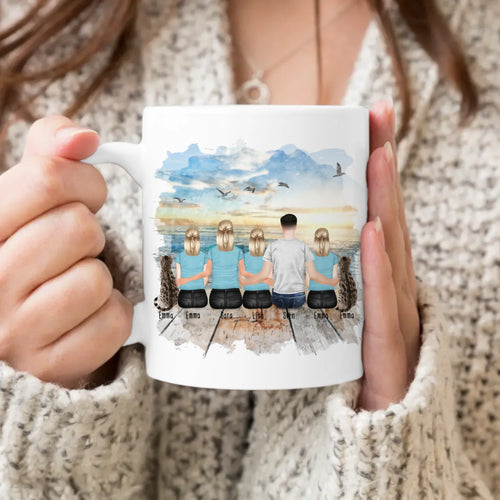 Personalisierte Tasse mit Familie (3 Teenagerinnen + 2 Katzen)